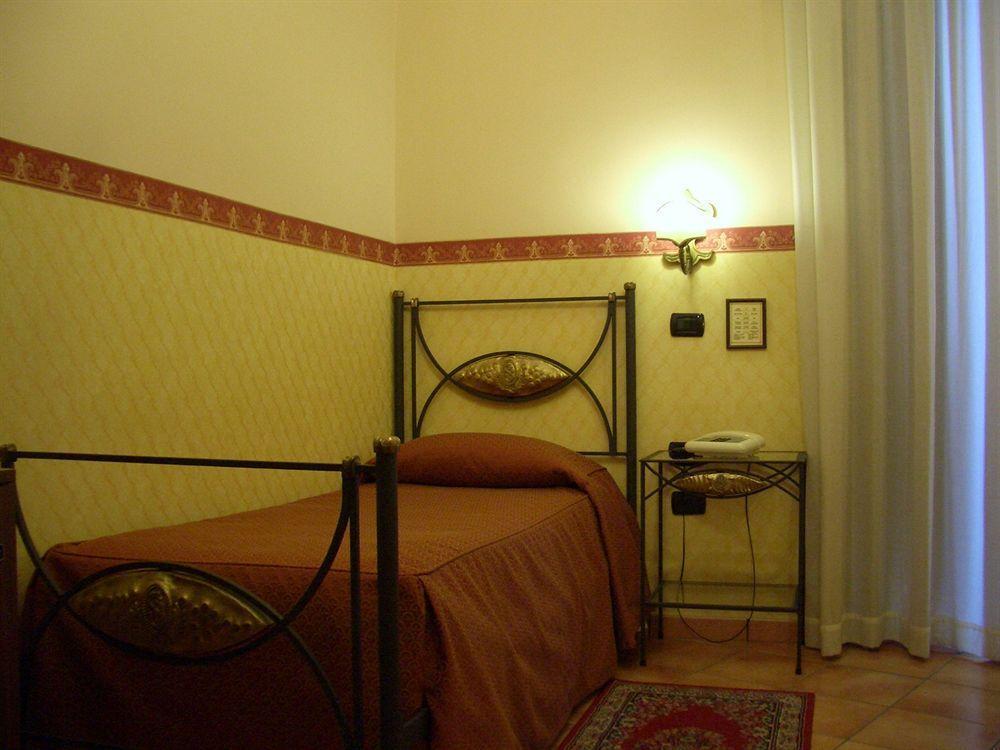 Pinto-Storey Hotel Napoli Exterior foto