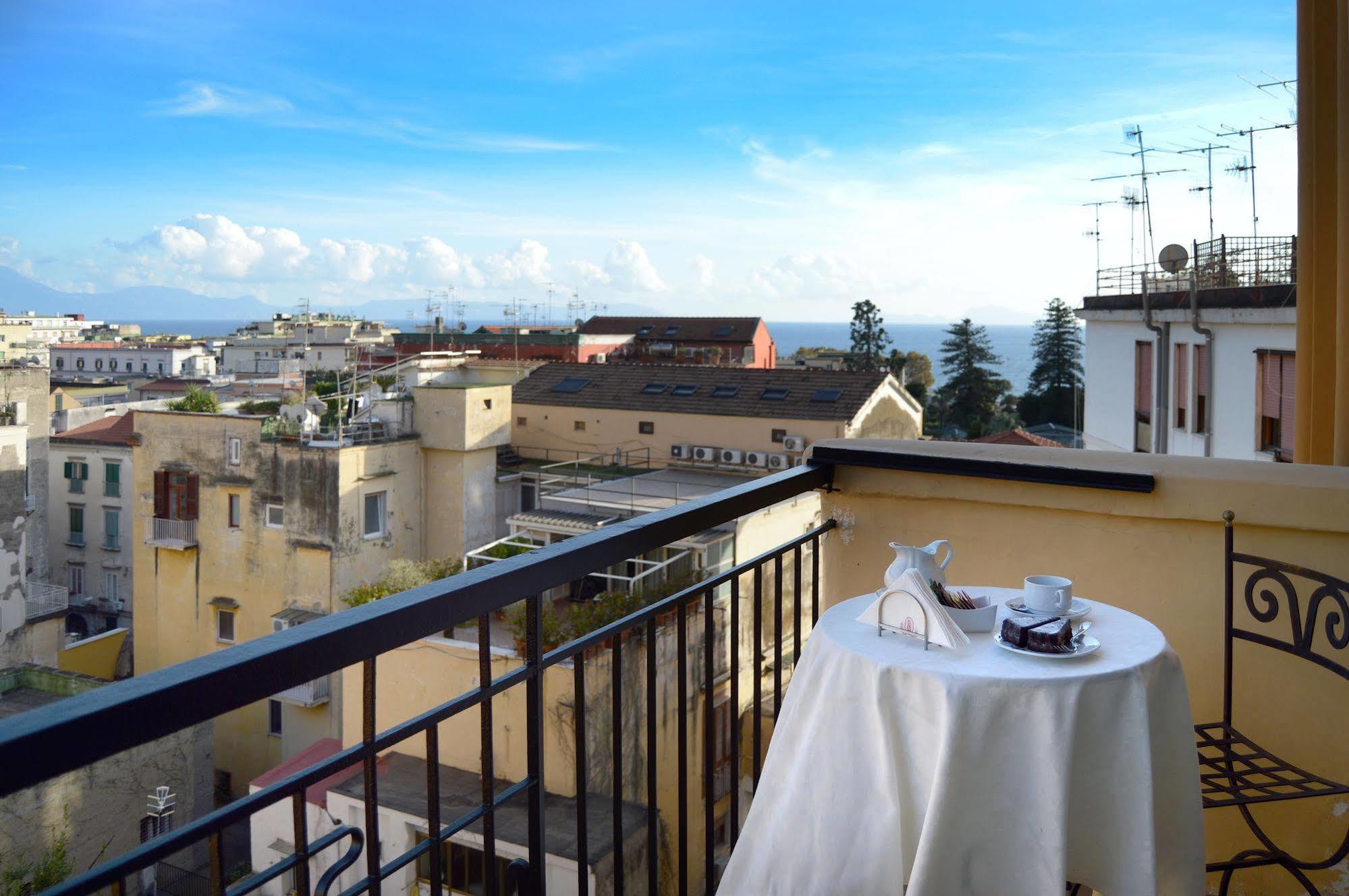 Pinto-Storey Hotel Napoli Exterior foto