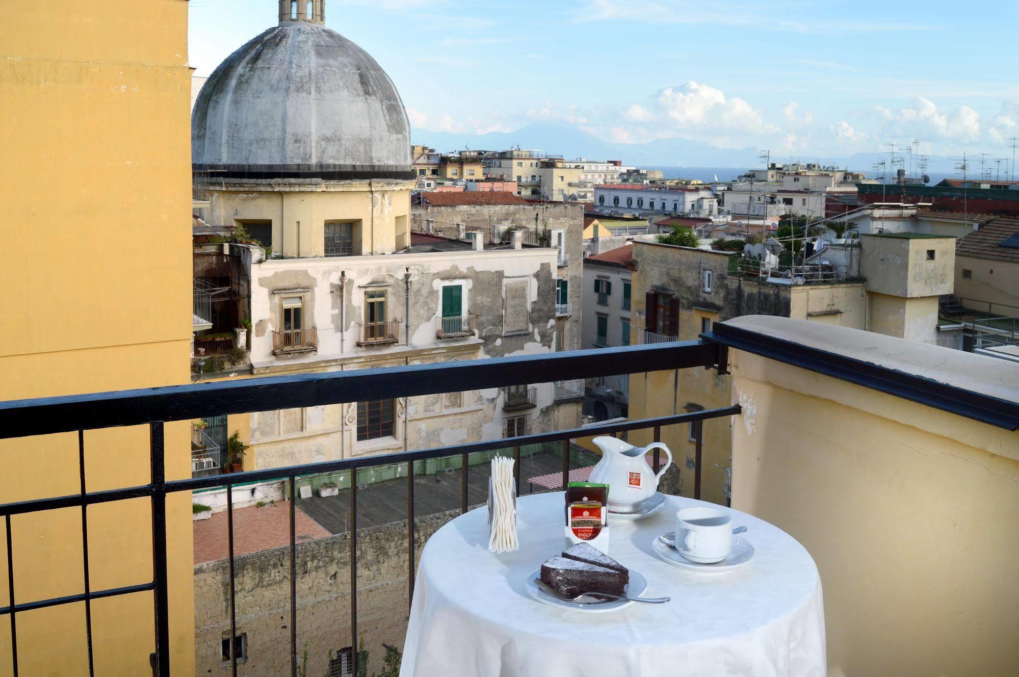 Pinto-Storey Hotel Napoli Exterior foto